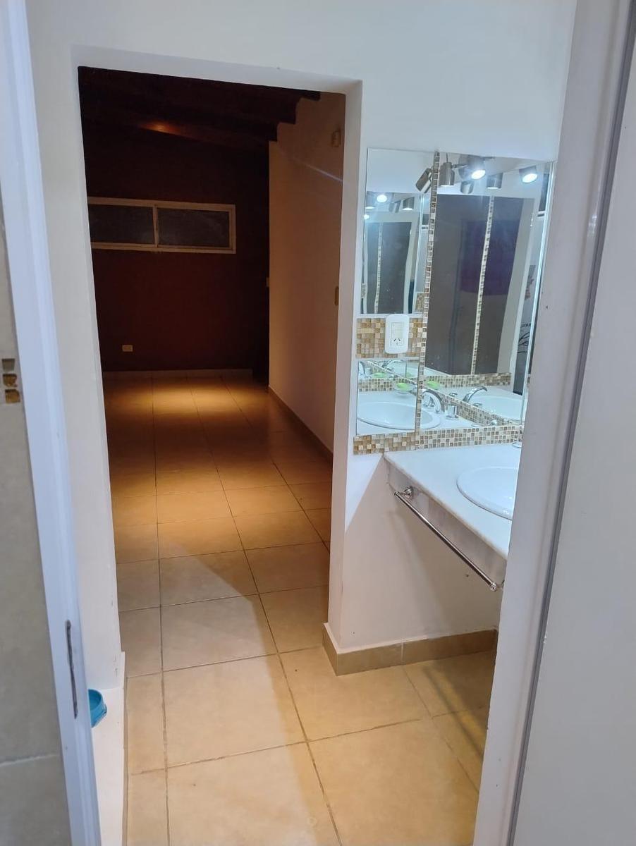 Casa en Venta Garzón y Eva Perón 2