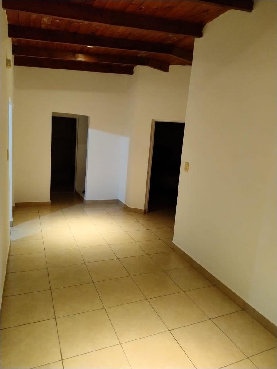 Casa en Venta Garzón y Eva Perón 4