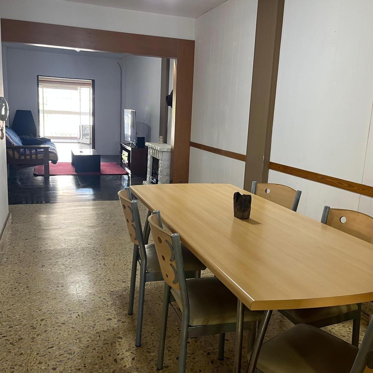 Departamento en Alberdi 1