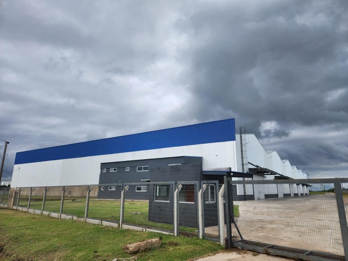 Nave Industrial en Micropi - Alquiler - 875 m² 2