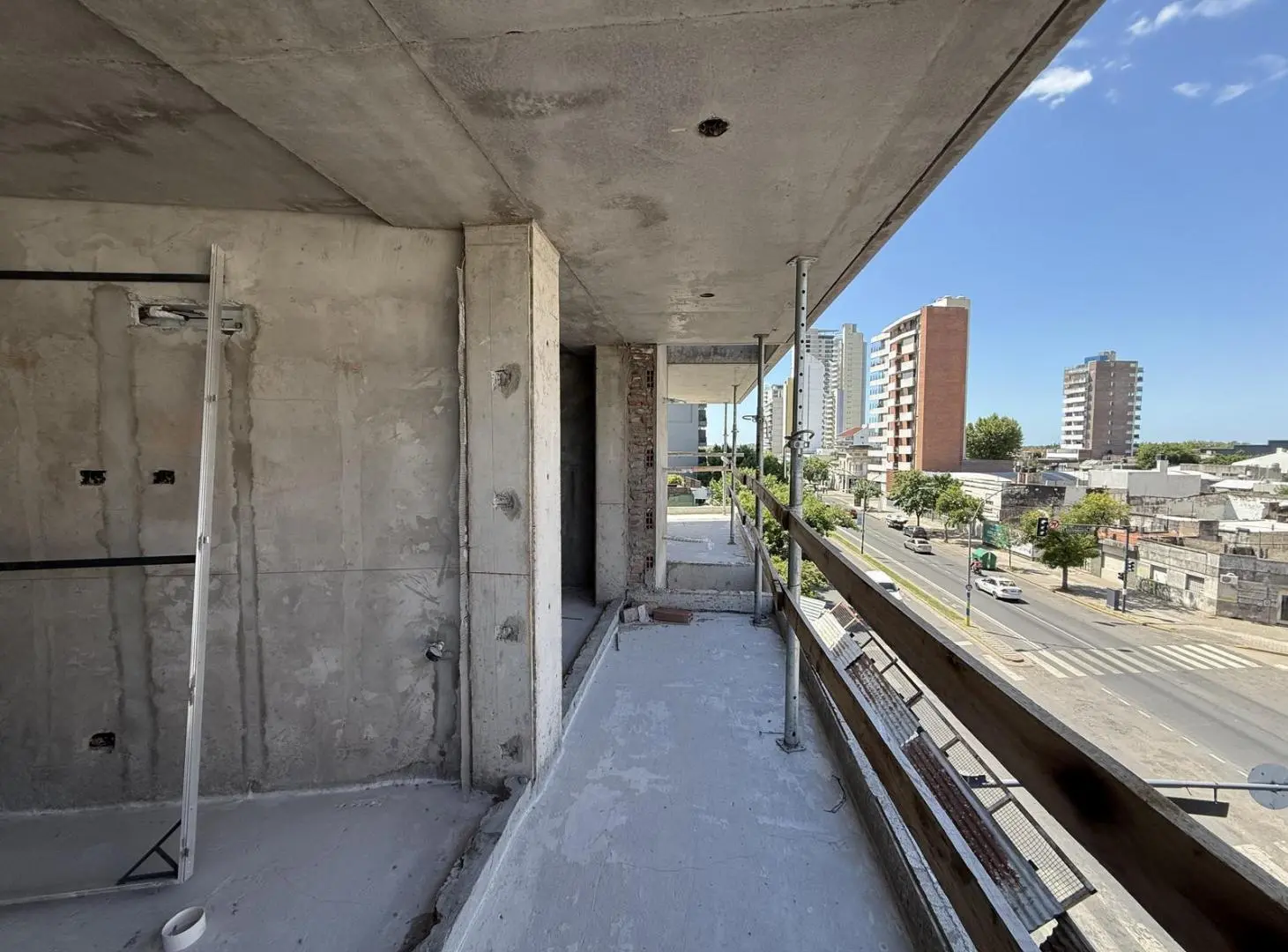 venta 1 dormitorio vista al rio arroyito Bv Avellaneda bis 700 4