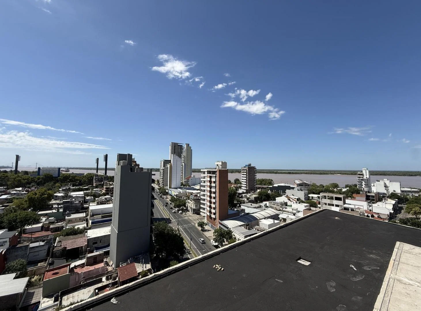 venta 1 dormitorio vista al rio arroyito Bv Avellaneda bis 700