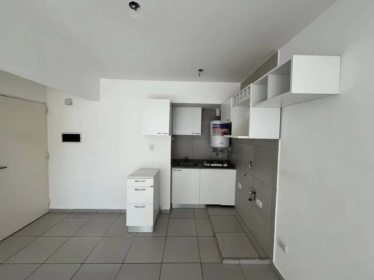 venta departamento un dormitorio zona rio balcon frances 2