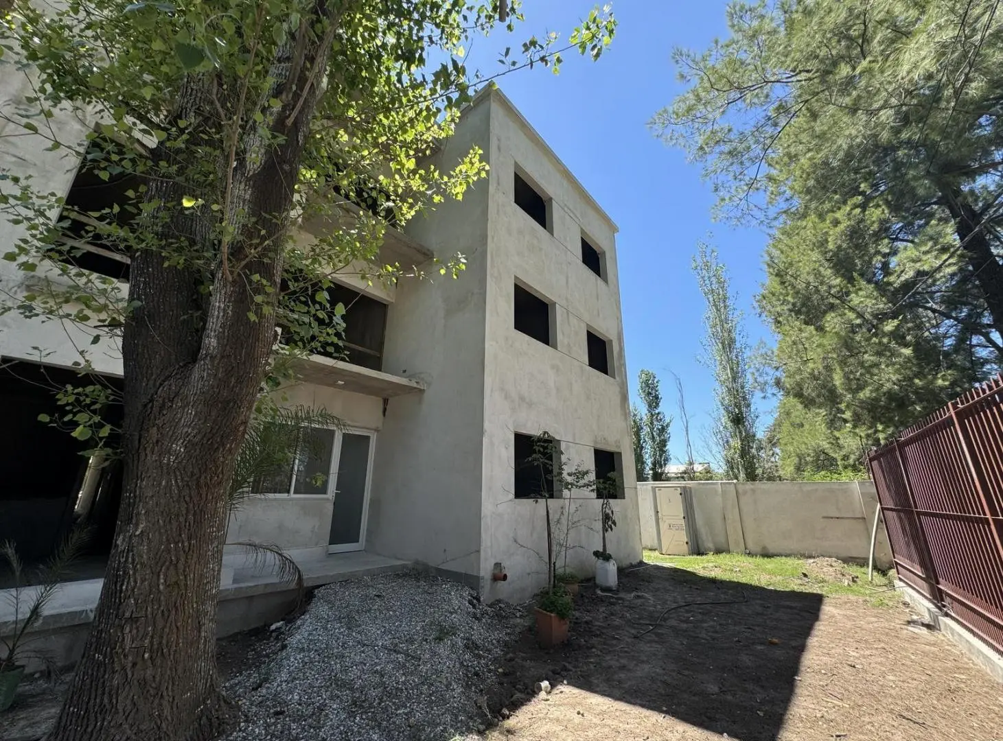 Venta 2 dormitorios Fisherton condominio 2