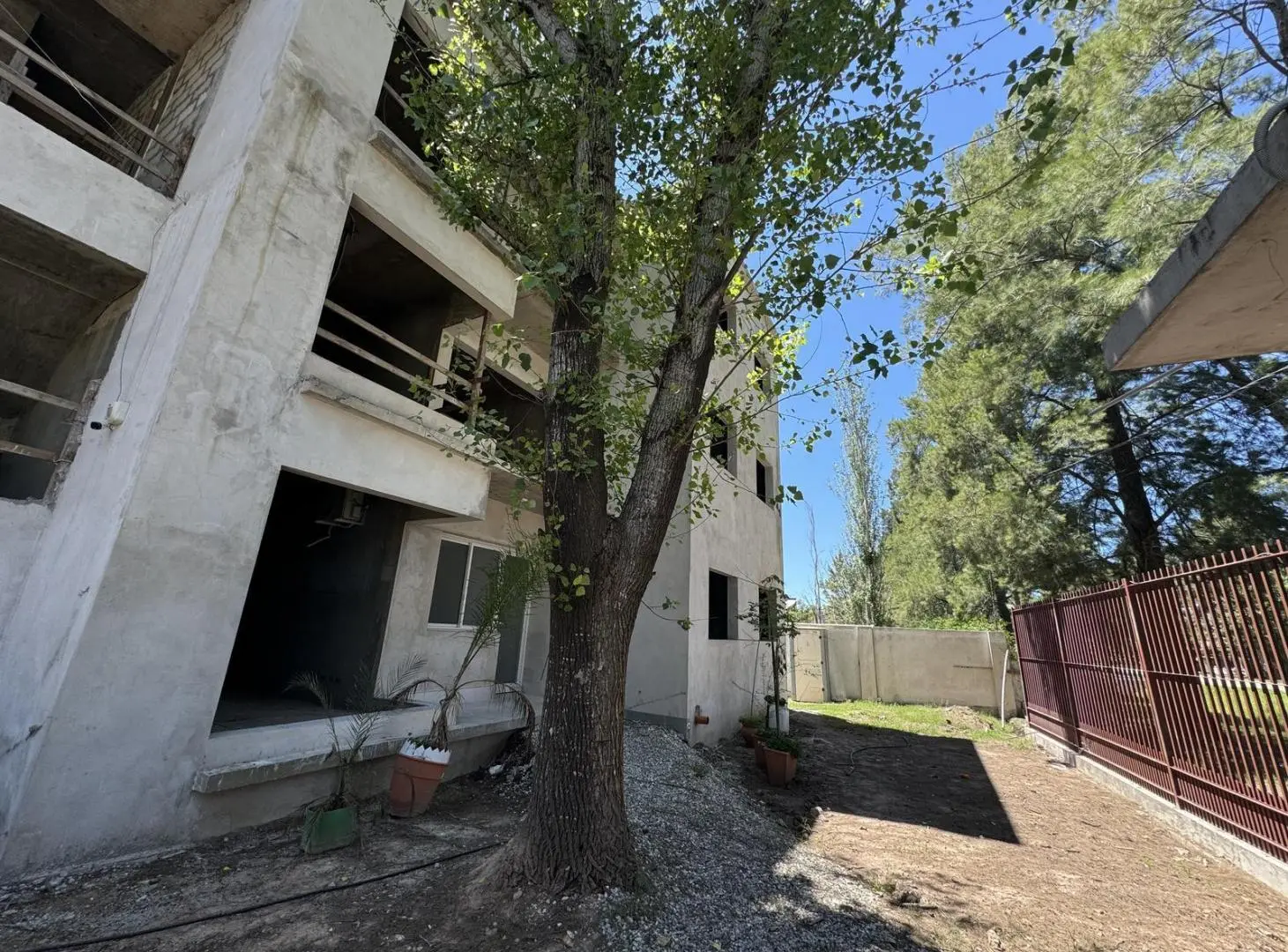 Venta 2 dormitorios Fisherton condominio 4