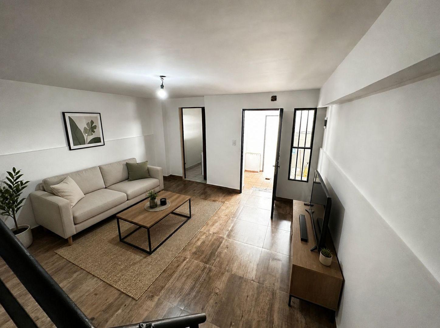 Casa de pasillo en barrio Martin