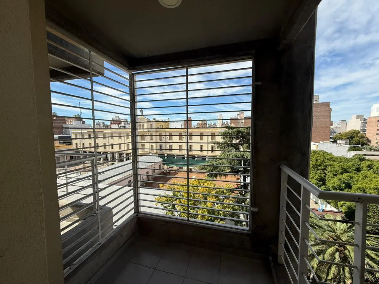 Departamento de 1 dormitorio con cochera en el Centro de Rosario 4