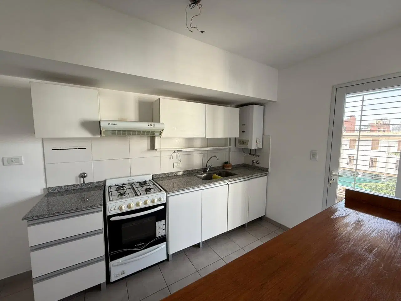 Departamento de 1 dormitorio con cochera en el Centro de Rosario 2