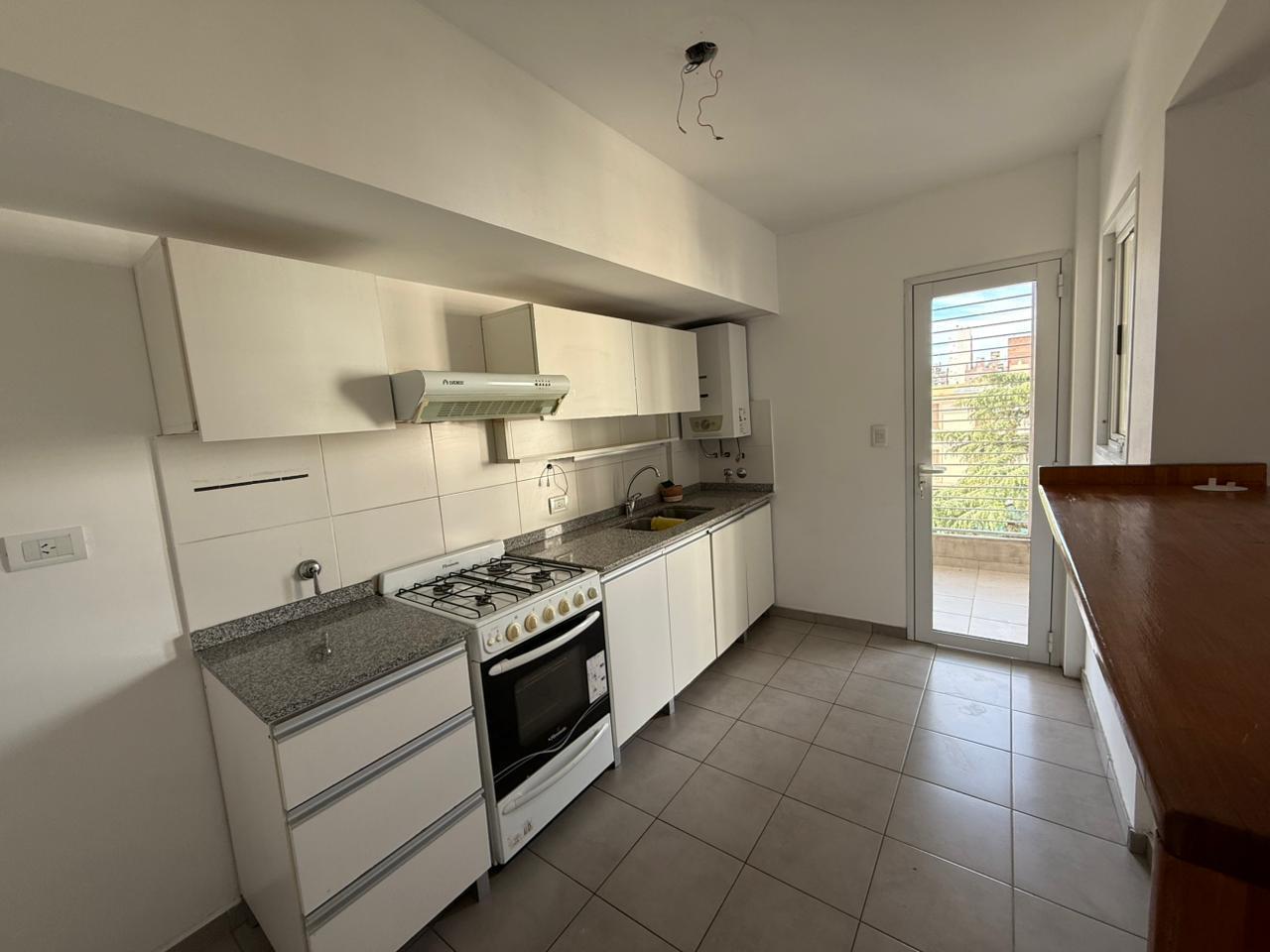 Departamento de 1 dormitorio con cochera en el Centro de Rosario