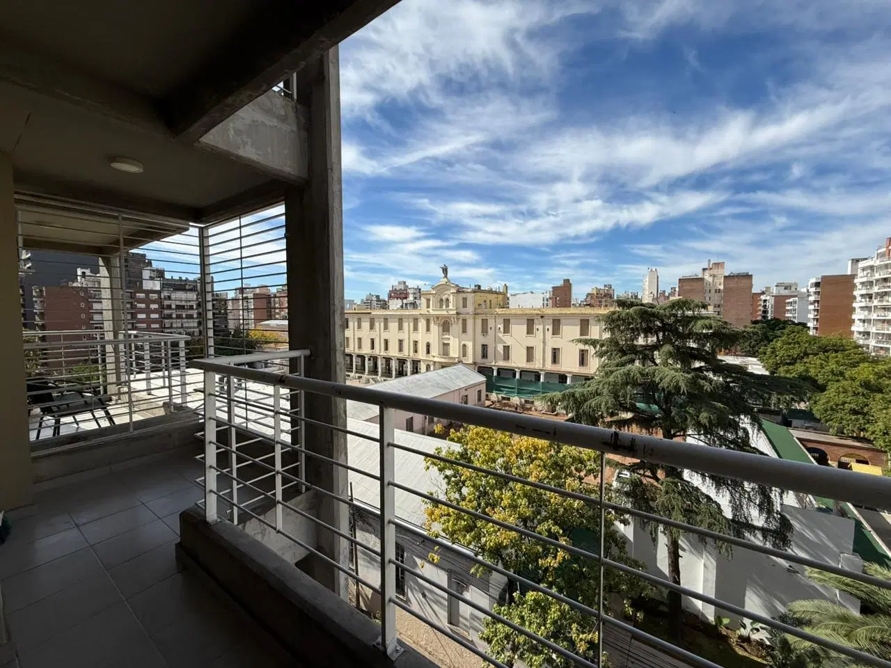 Departamento de 1 dormitorio con cochera en el Centro de Rosario 5