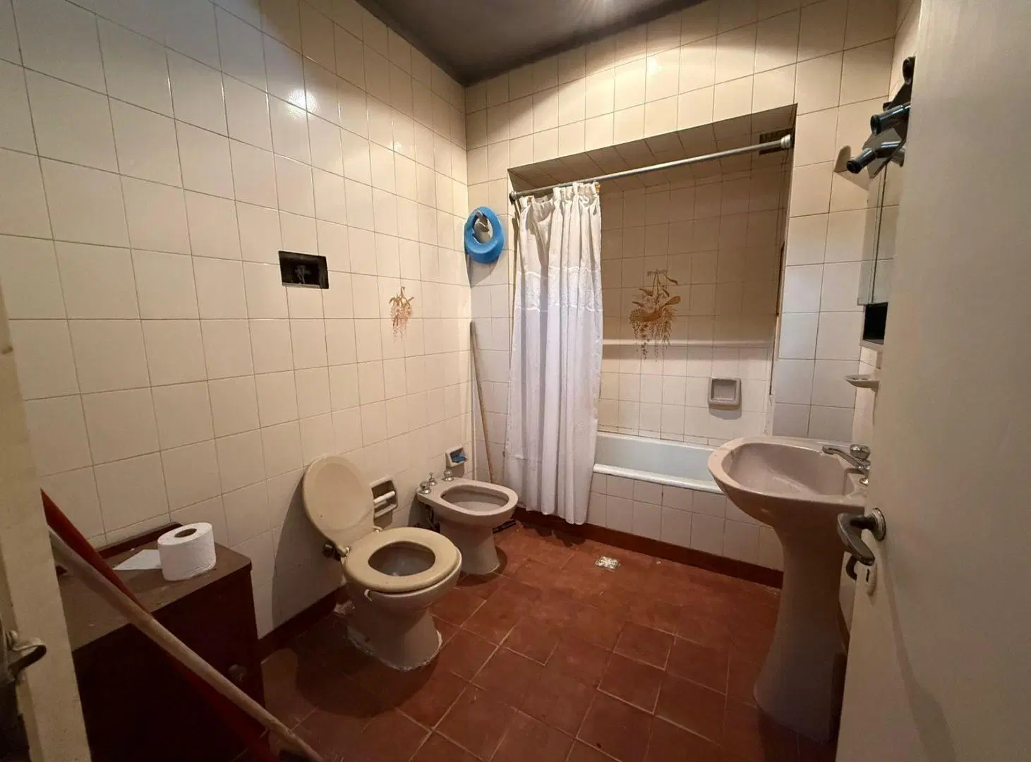 Dean Funes 700 Casa al frente para reciclar 3