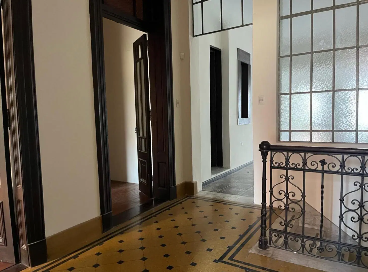 ALQUILER CASA DE CATEGORÍA | PLANTA ALTA | IDEAL USO PROFESIONAL / INSTITUCIONAL 5