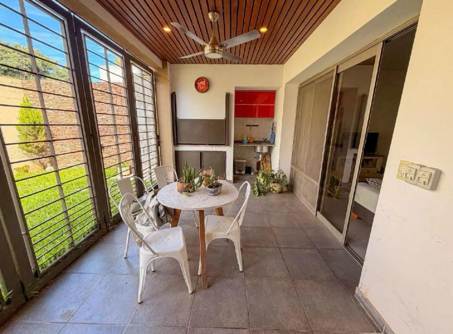 venta casa tres dormitorios alberdi moderna 5