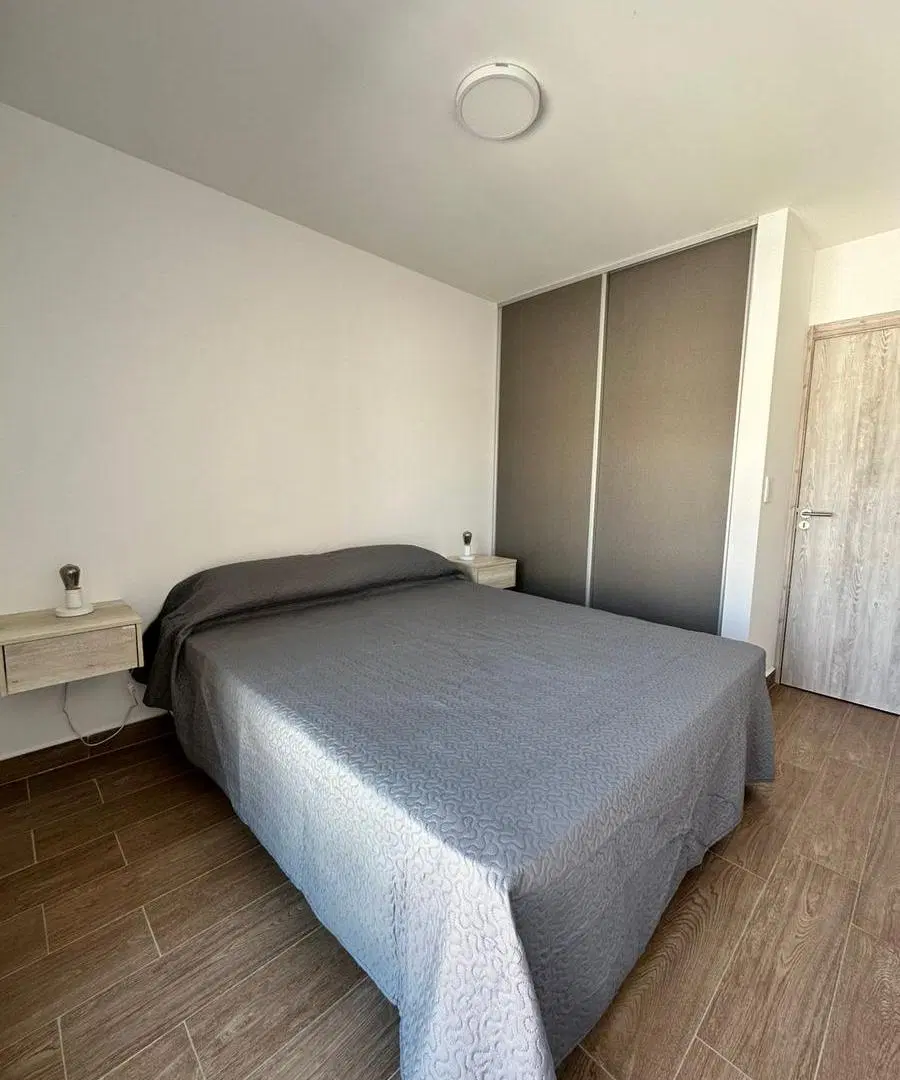 Departamento en alquiler Lagos 121 Pichincha 1 dormitorio amoblado con balcón 5