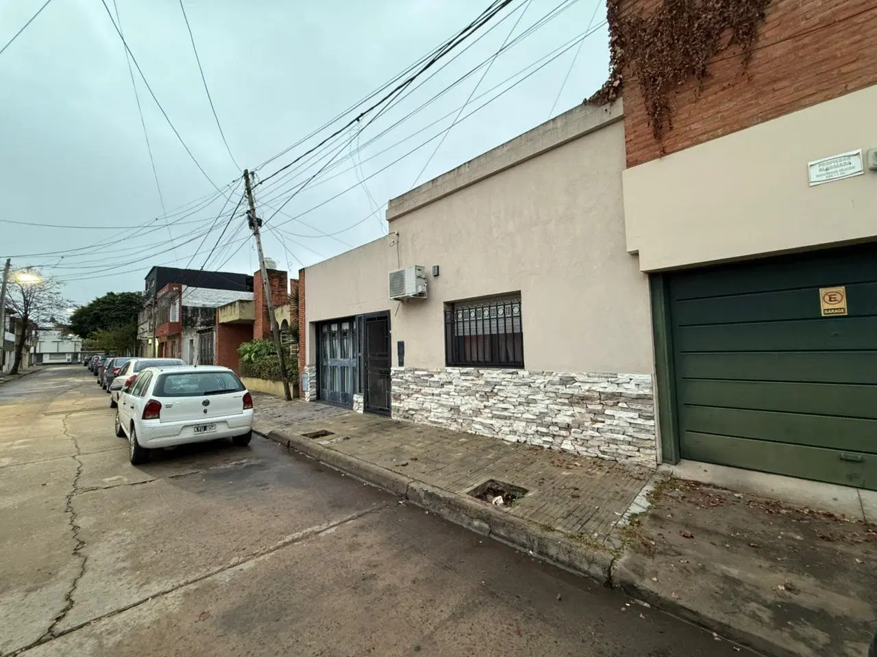 CASA A LA VENTA 2 DORMITORIOS PATIO VERDE BARRIO SAN MARTIN 2