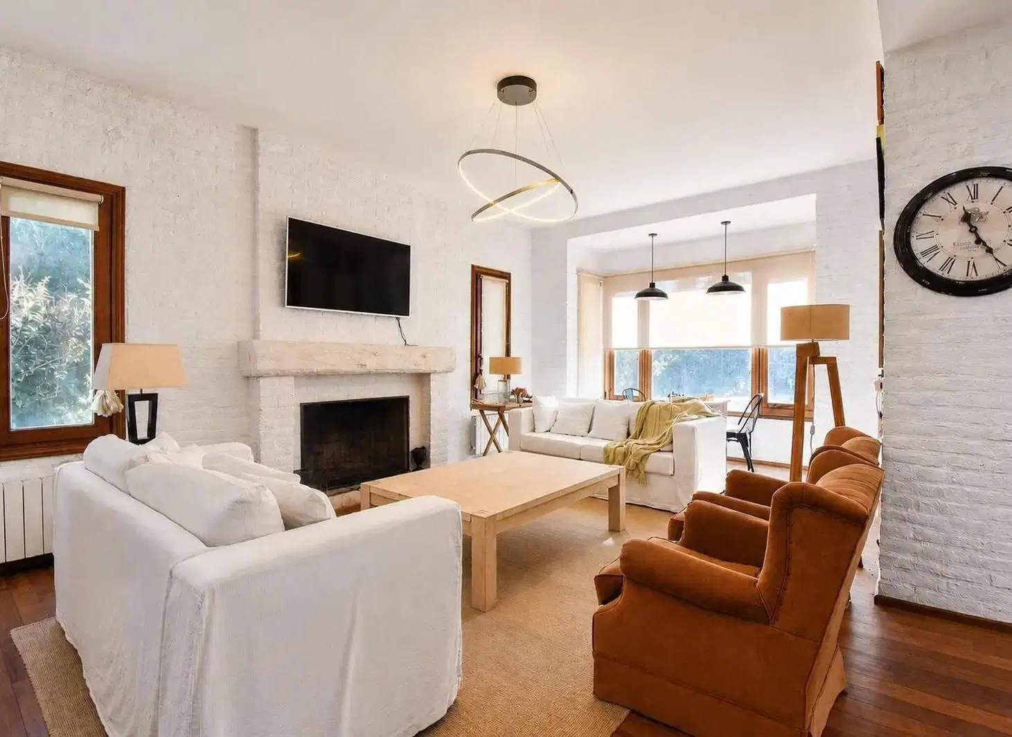 Casa en San Marino (Funes Hills) 1