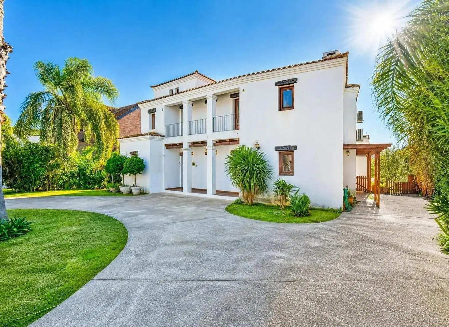 Casa en San Marino (Funes Hills) 5
