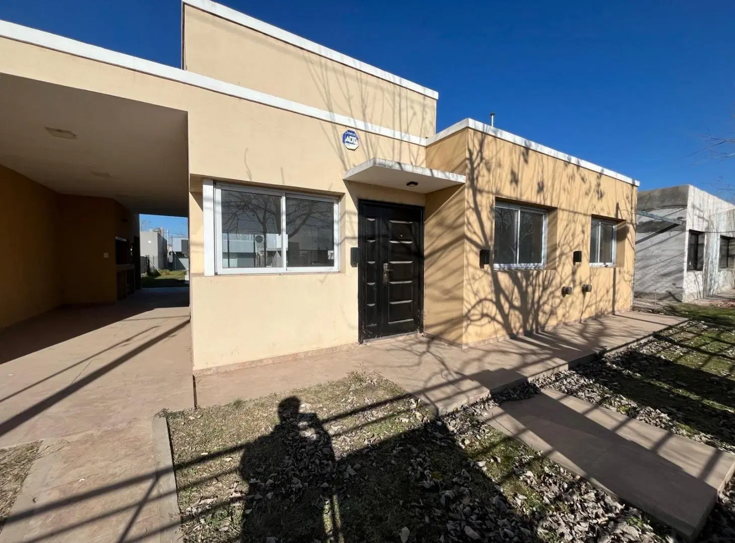 venta casa dos dormitorios quincho parrilla pileta 5