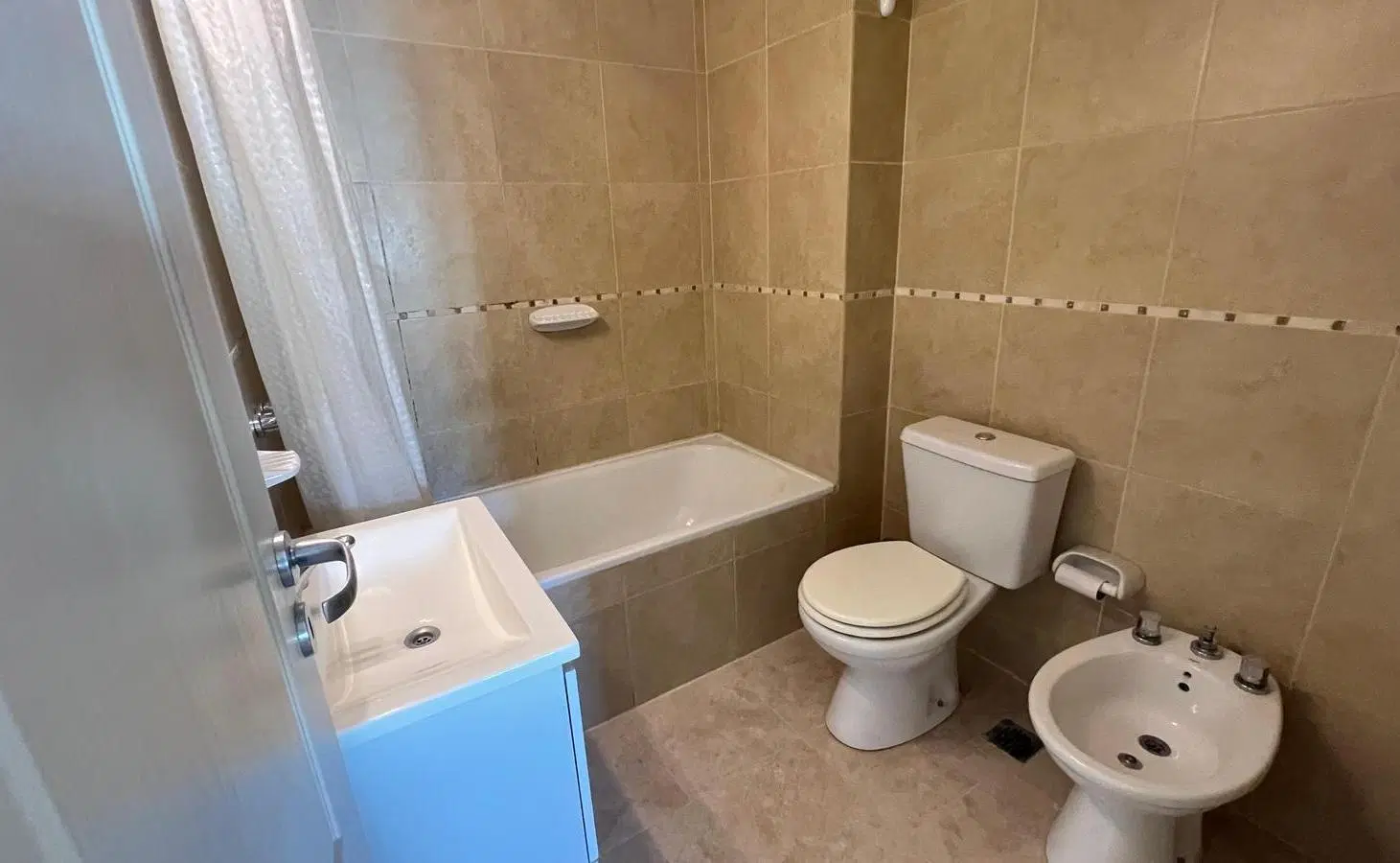 Departamento en Pichincha 1 dormitorio con cochera Ideal inversion 2