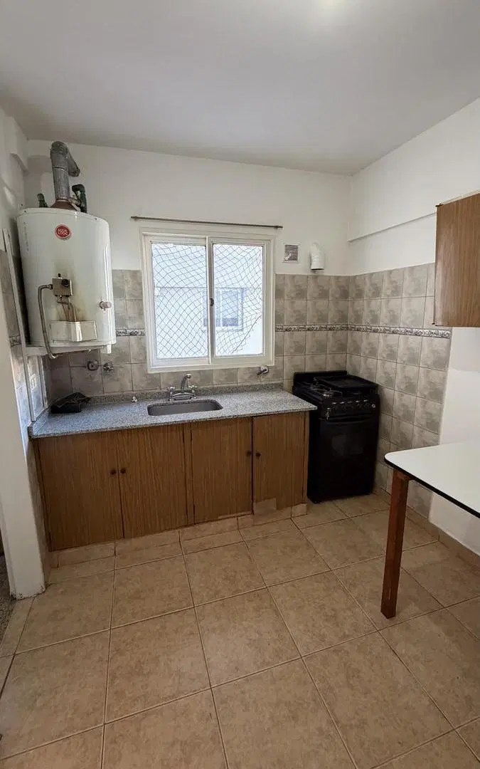 Departamento 2 dormitorios - Balcon corrido al frente | En alquiler 3