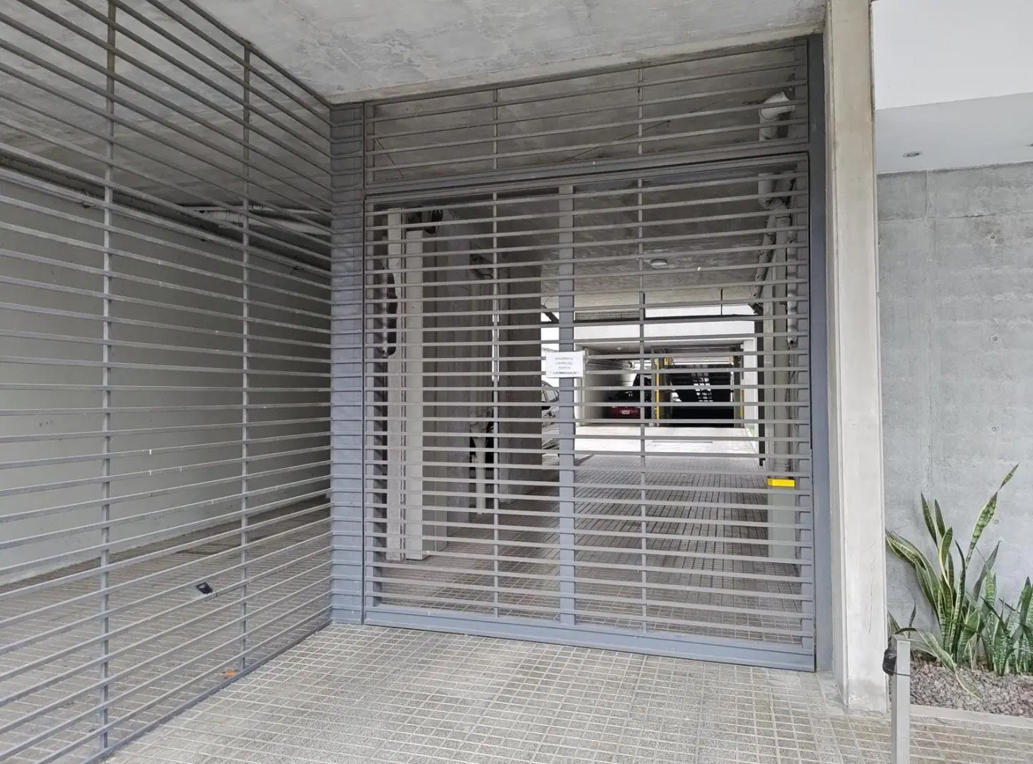 Cochera en venta en Rosario centro 4