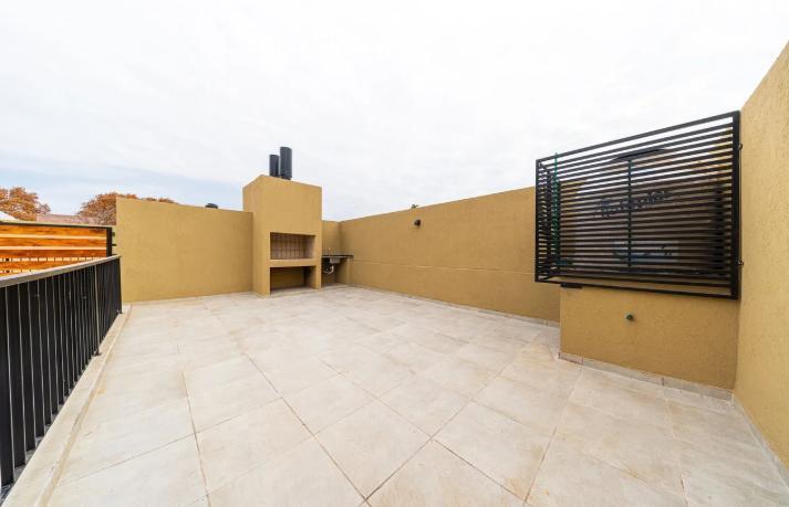 Foto de Casa de pasillo reciclada 2 dormitorios en Echesortu, imagen 4