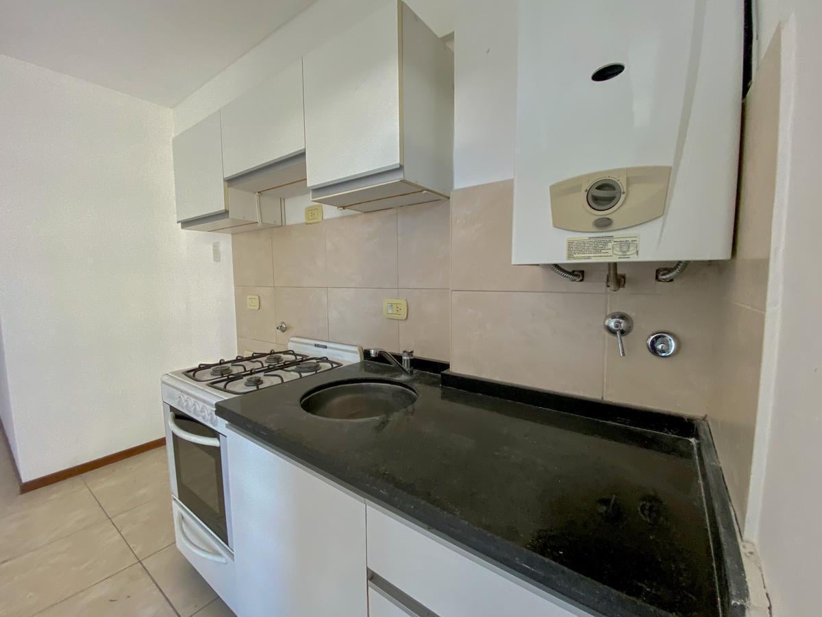 Foto de Depto 1 dormitorio en zona rio - Ventilación Cruzada - oportunidad!, imagen 4