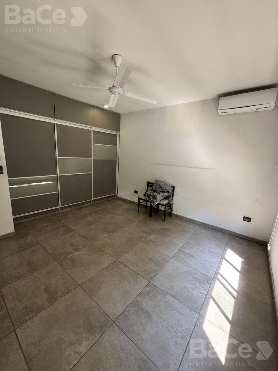 Casa en Barrio Sol Parana 5