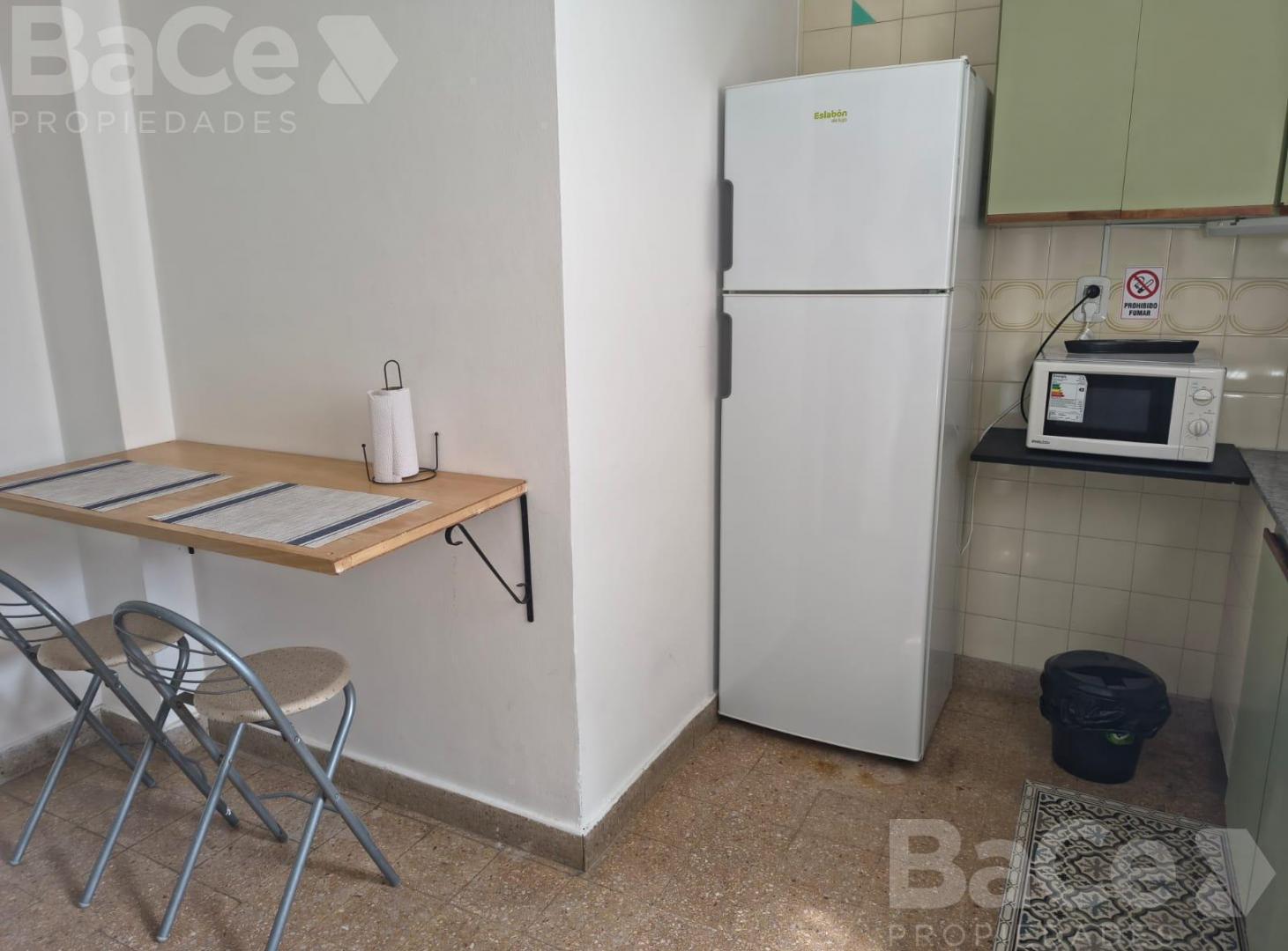Foto de Dpto. 2 dorm. amoblado con balcón al frente., imagen 2