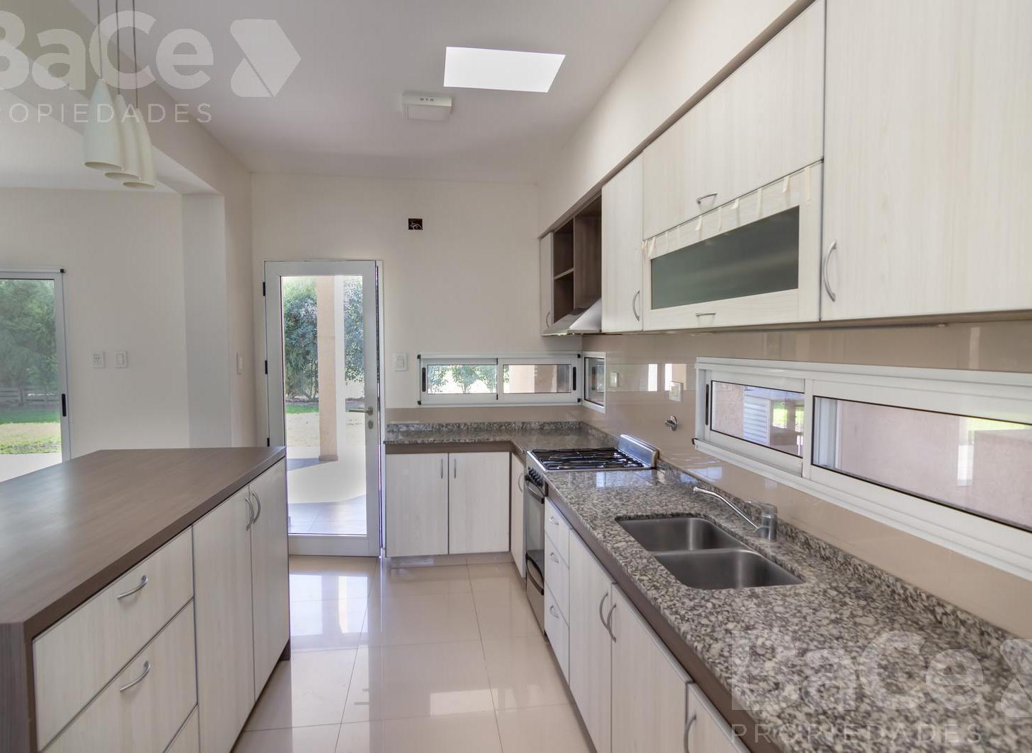 Foto de Venta Casa SOL PARANA - Barrio Privado, imagen 3