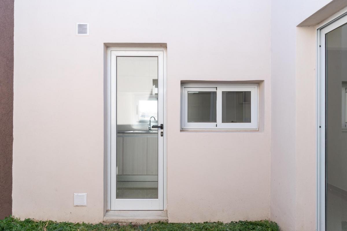 Venta Casa 2 Dorm. Barrio Categoria - Apto Credito (100.000 Uvas) 2