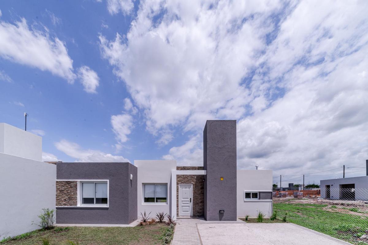 Venta Casa Zona Las Sierras Apto Credito Hipotecario (100.000 Uvas) 5