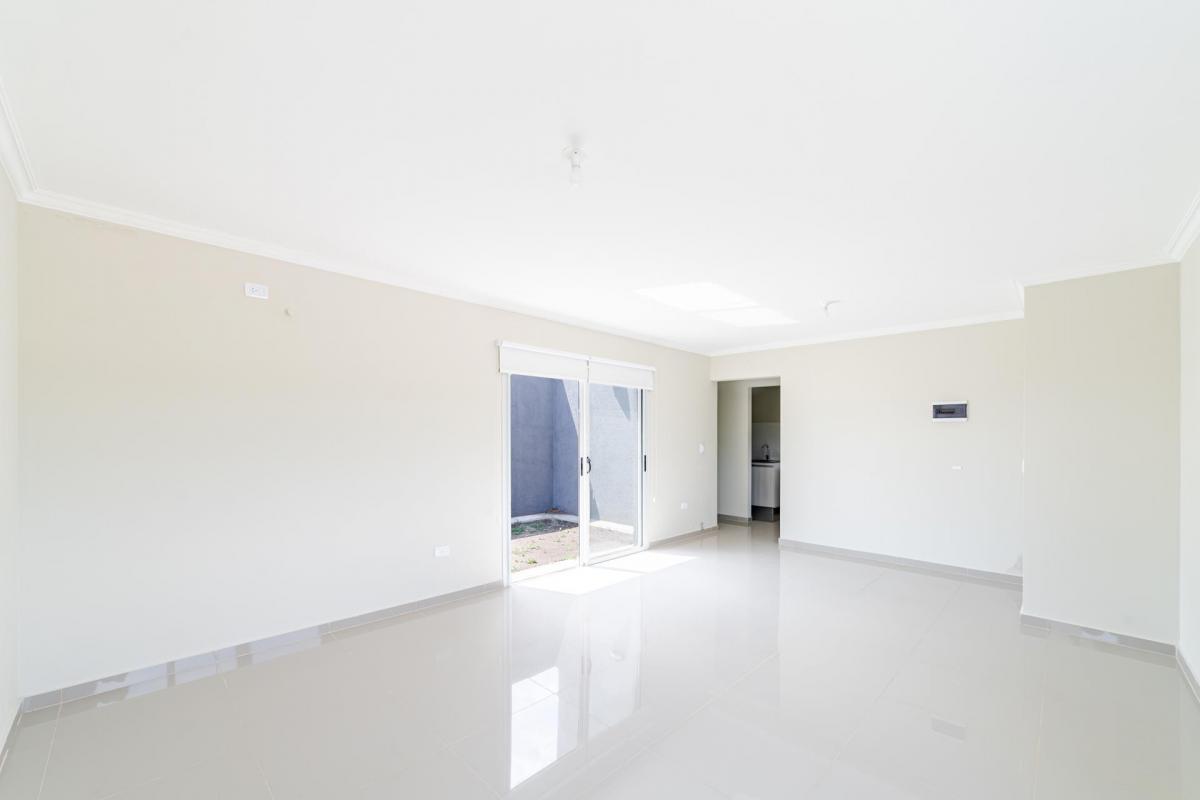 Venta Casa Dos Dorm., Posesion Inmediata! 5