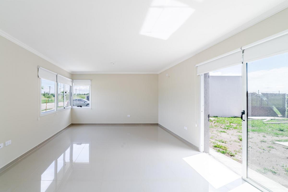 Venta Casa Dos Dorm., Posesion Inmediata! 3