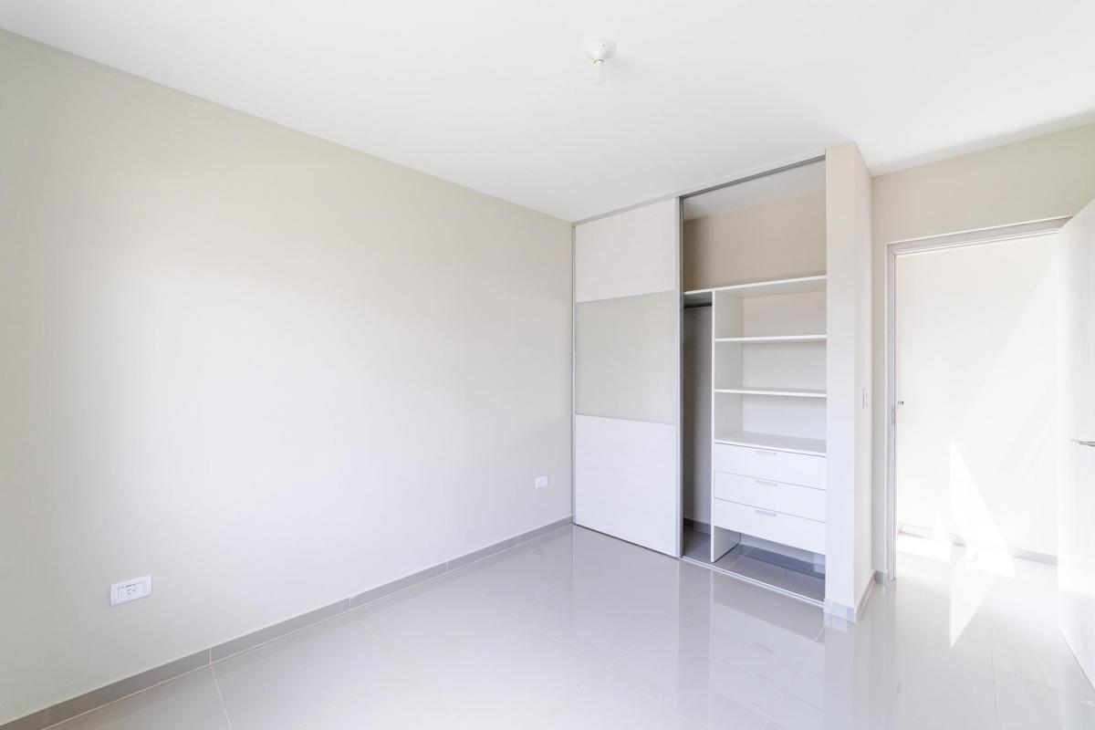 Venta Casa Dos Dorm., Posesion Inmediata! 1