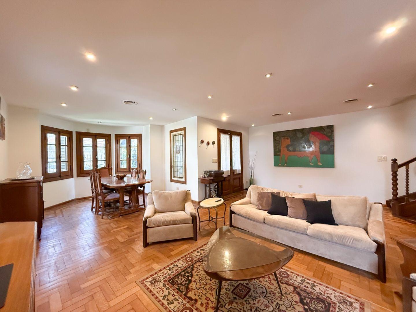 Foto de CATEGORICA CASA 7 AMBIENTES EN MARTINEZ, imagen 3
