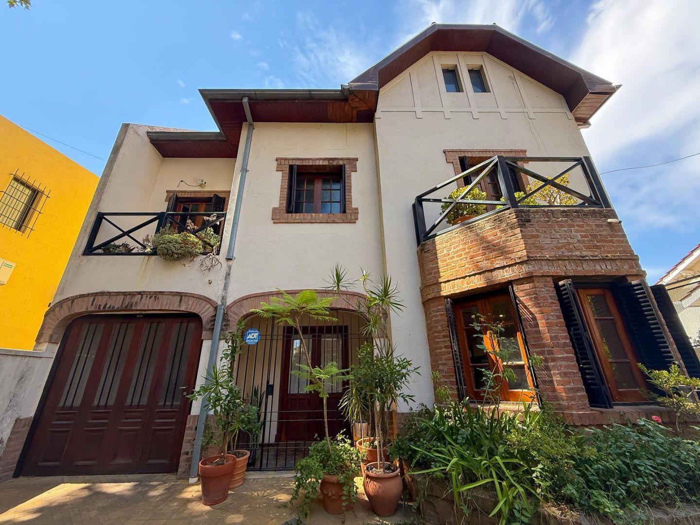 Foto de CATEGORICA CASA 7 AMBIENTES EN MARTINEZ, imagen 1