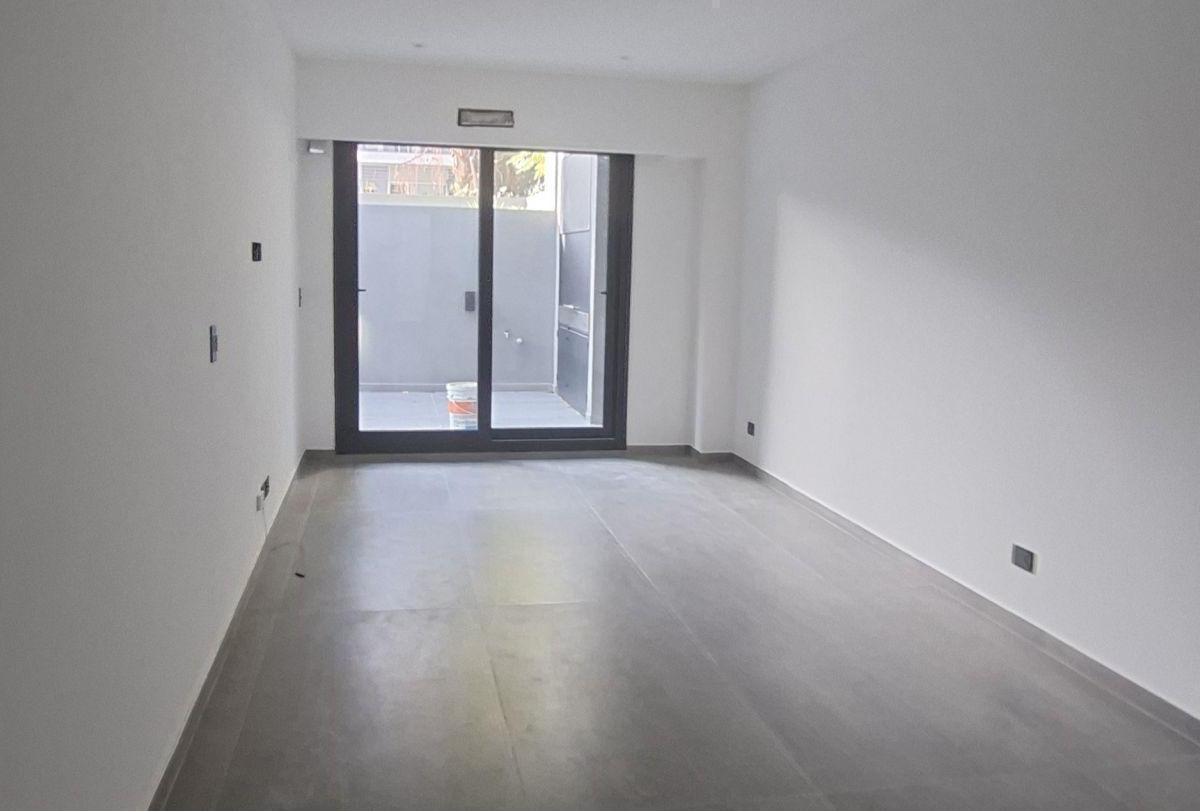 Foto de VENTA DEPARTAMENTO A ESTRENAR 4 AMBIENTES EN FLORES, imagen 2