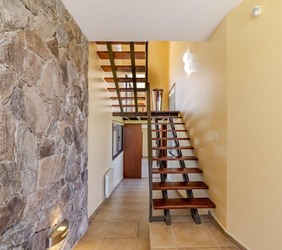 Foto de OPORTUNIDAD!! CASA EN VENTA EN POSTA CARRETA, imagen 1