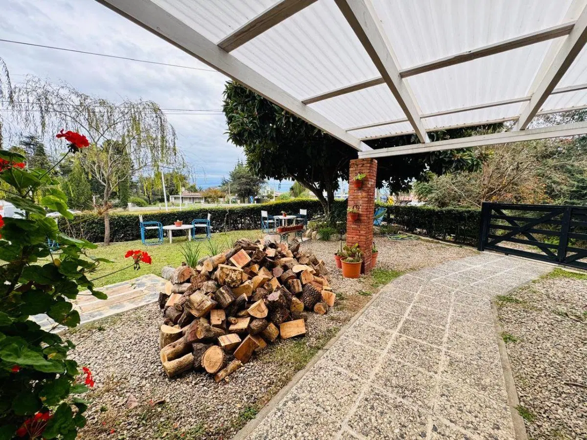 Casa de tipo Posada en Venta sobre ruta 5 2