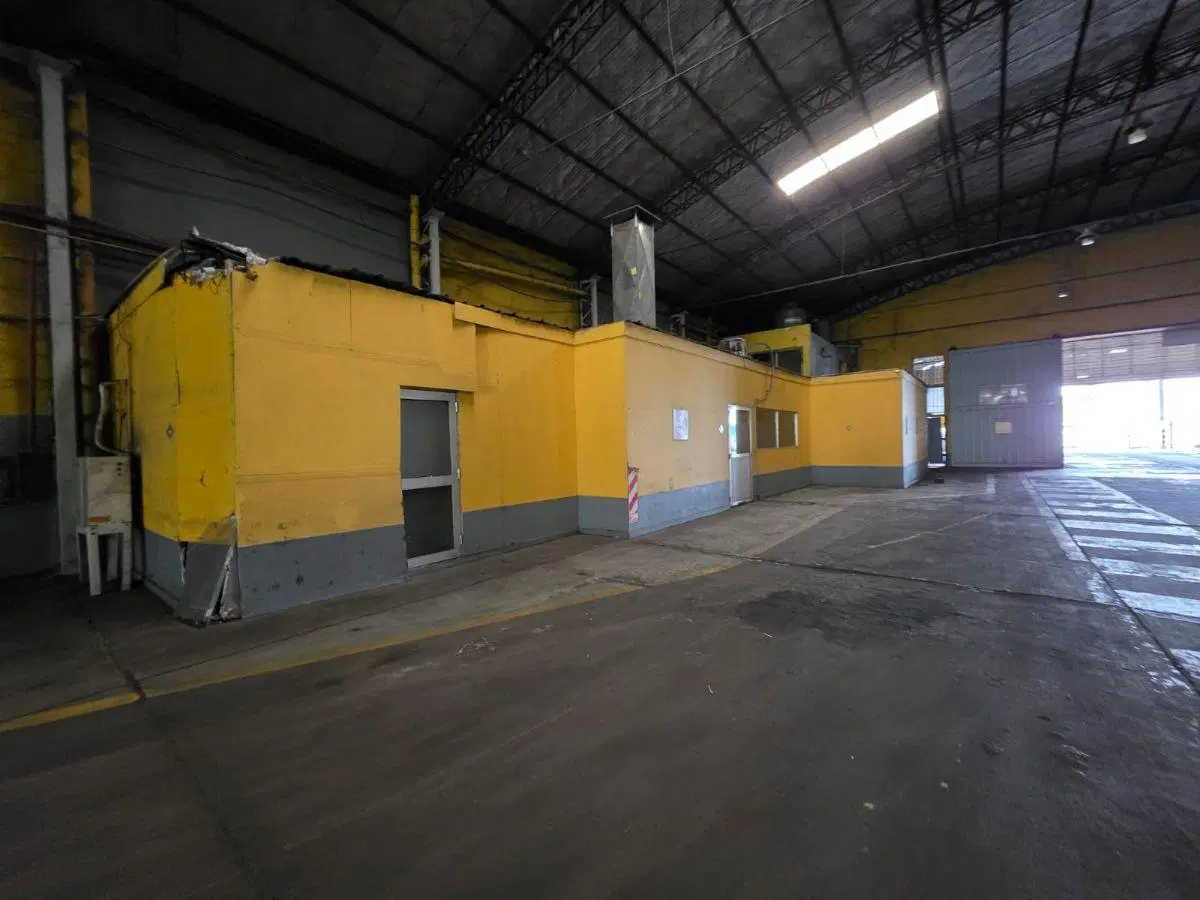 ALQUILER: IMPONENTE COMPLEJO INDUSTRIAL Y LOGÍSTICO - RUTA 11 KM 1005 5