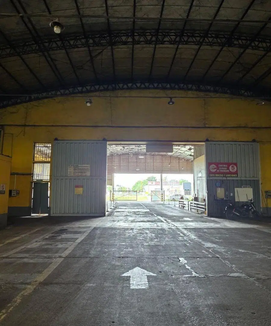 VENTA: IMPONENTE COMPLEJO INDUSTRIAL Y LOGÍSTICO - RUTA 11 KM 1005 5