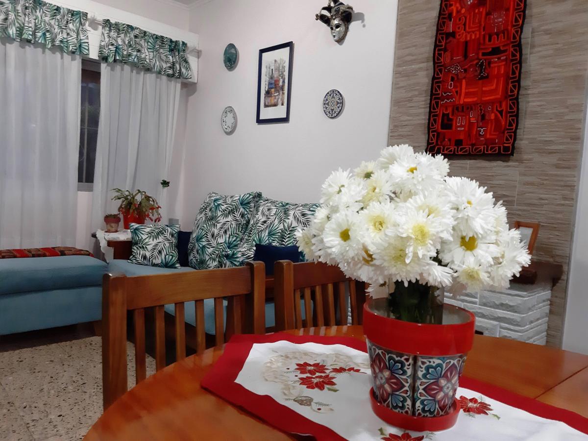 VENTA - Casa 3 ambientes - Excelente estado - Monte Grande - Apto Credito