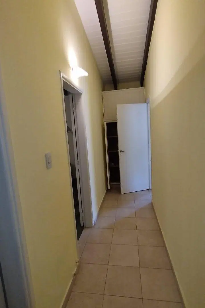 Casa con Pileta , amplio jardín- Villa del Lago - Carlos Paz 8