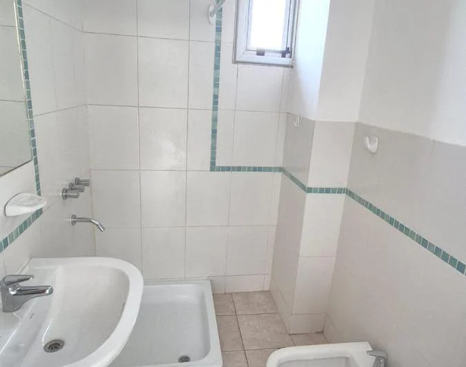 Departamento - Área Centro Este 3