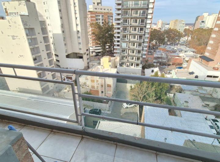 Departamento - Área Centro Este 4
