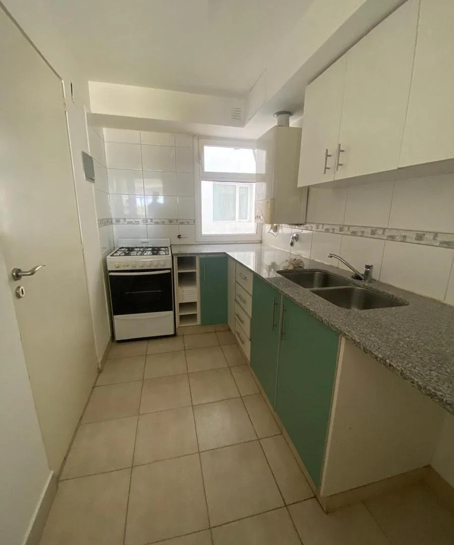 Foto de Alquiler Departamento 2 dormitorios - Leloir al 300, imagen 5