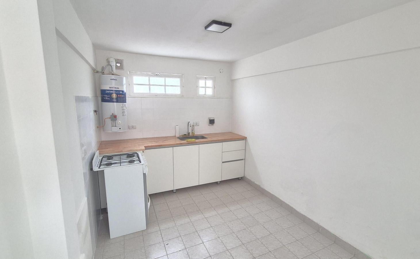 Foto de Dúplex de dos dormitorios, living comedor, cocina., imagen 1