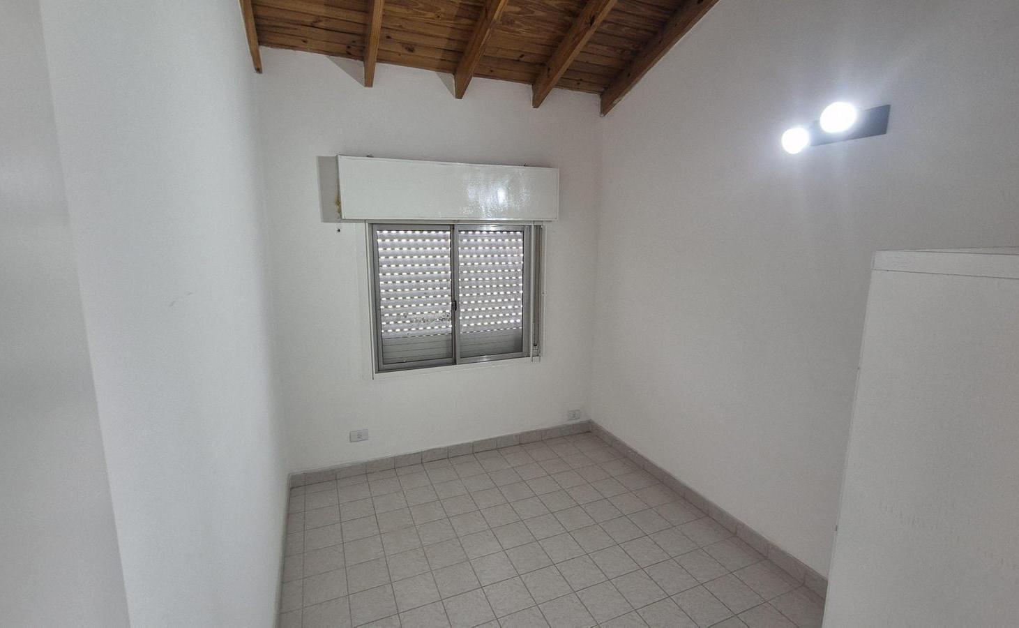 Foto de Dúplex de dos dormitorios, living comedor, cocina., imagen 5