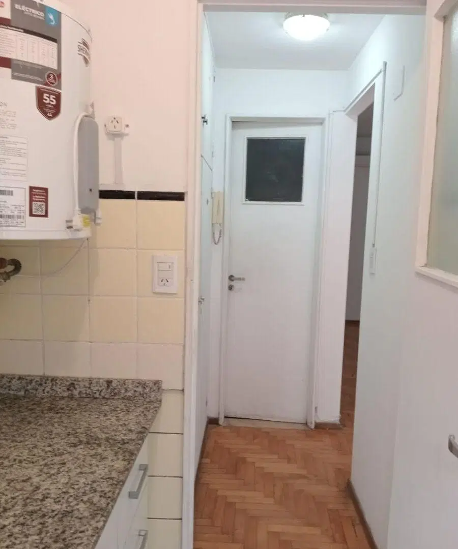Departamento de 38 m2 con 1 dormitorio y balcón en alquiler en Botánico 1